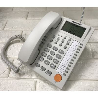 Điện thoại để bàn Panasonic KX-TSC943CID